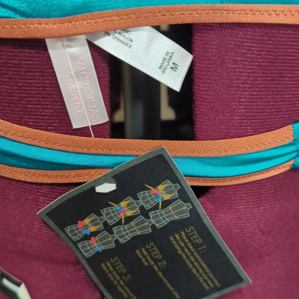 Victoria's Secret criss cross teal and bronze bikini top - Picture 2 of 3